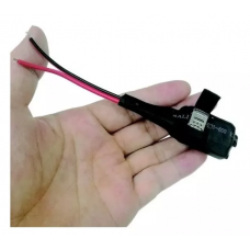 Mini rastreador GPS / Grabador de audio / Micrófono GSM con regulador de voltaje Mini rastreador GPS / Grabador de audio / Micrófono GSM con regulador de voltaje